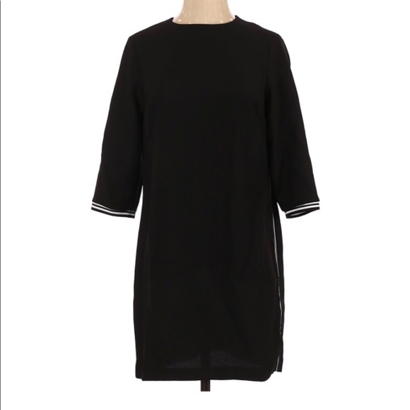 BANANA REPUBLIC CASUAL BLACK DRESS WITH WHITE STRIPE DETAIL - Picture 2 of 5